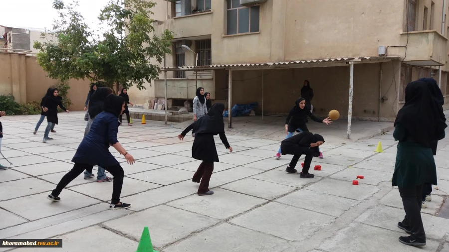 برگزاری برنامه های هفته خوابگاه