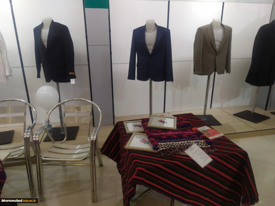 بازدید همکاران رشته طراحی دوخت  دانشکده فنی و حرفه ای دختران خرم آباد از نهمین جشنواره بین المللی مد و لباس فجر 16