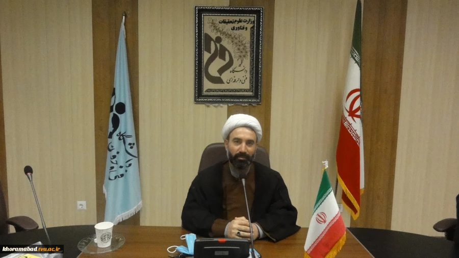 وبینار جشن سالروز ازدواج امام علی ع و حضرت فاطمه (س) با میزبانی اداره فرهنگی دانشکده فنی وحرفه ای دختران خرم اباد

 2