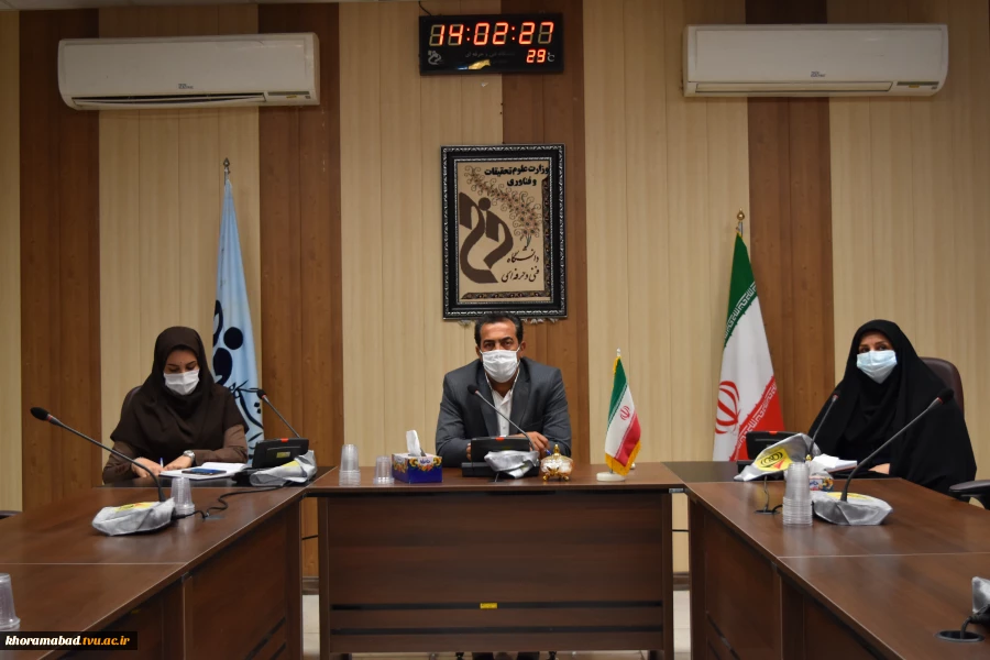 برگزاری وبینار کشوری با موضوع " آموزش مبانی کوهپیمایی" به میزبانی آموزشکده فنی و حرفه ای دختران خرم آباد 2