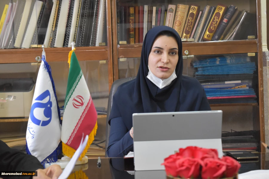 برگزاری اولین جلسه توجیهی مجازی دانشجویان مقطع کاردانی و کارشناسی ورودی مهر ماه 1400- 1399 در دانشکده فنی و حرفه ای دختران خرم آباد  3