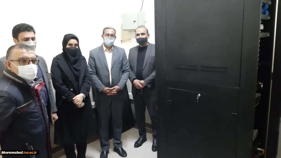 افتتاحیه اتاق سرور واینترنت دانشکده فنی دختران خرم آباد 5