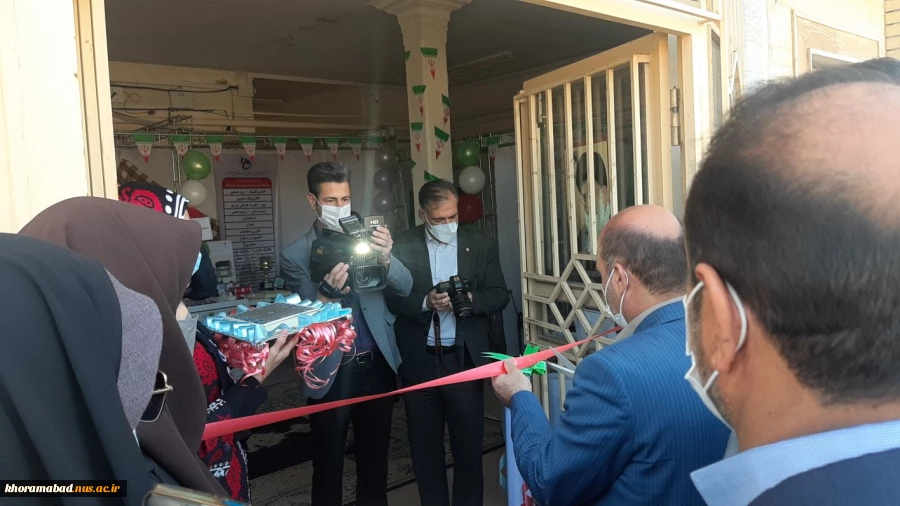 به مناسبت فرا رسیدن دهه مبارکه فجر اولینجشنواره دستاوردهای دانشگاه فنی وحرفه ای دختران خرم آبادافتتاح گردید. 4