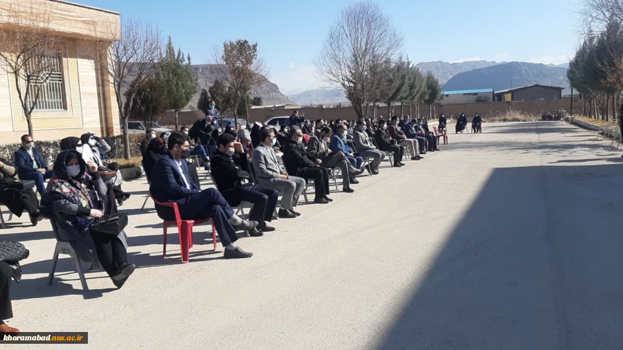 به مناسبت فرا رسیدن دهه مبارکه فجر اولینجشنواره دستاوردهای دانشگاه فنی وحرفه ای دختران خرم آبادافتتاح گردید. 5