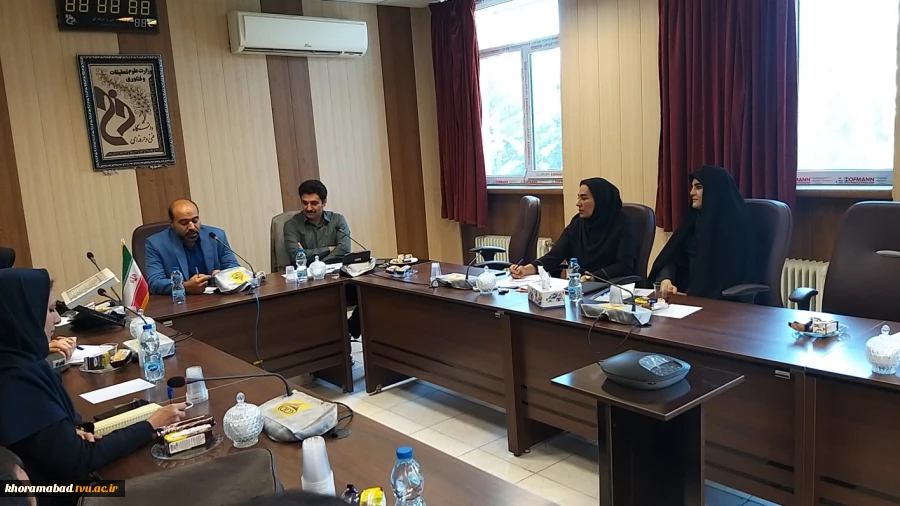 برگزاری کارگزوه اشتغال،کار آموزی و ارتباط با صنعت 2