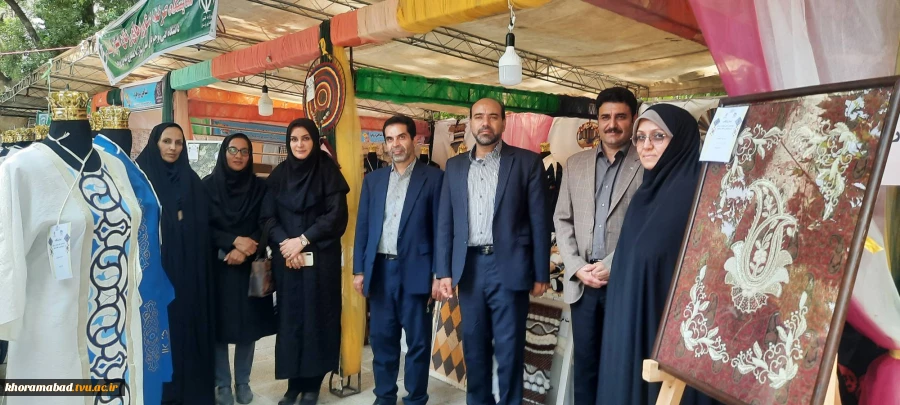 بازدید رئیس استان و رئیس داتشکده فنی دختران از نمایشگاه توانمندی بانوان لرستانی 4