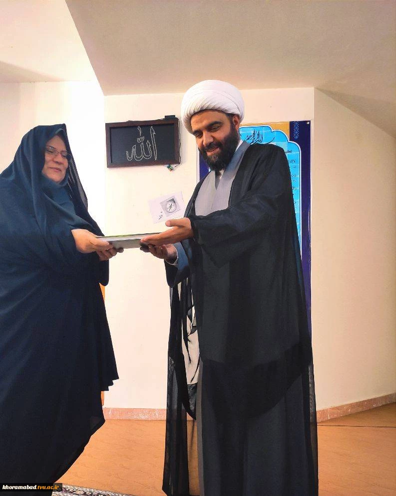 تقدیر از برترین های جشنواره ملی و بین المللی حرکت  3