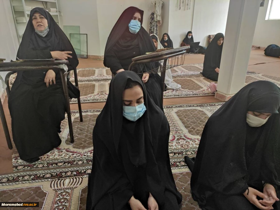نماز جماعت ظهر وعصر دهم آبان1401 با امامت حضرت حجت الاسلام دکتر مهدی قدرتی برگزار شد 3