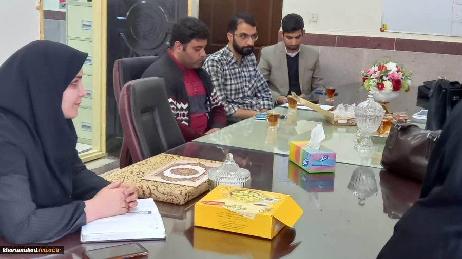 جلسه با حضور مسئولین بسیج دانشجویی 4
