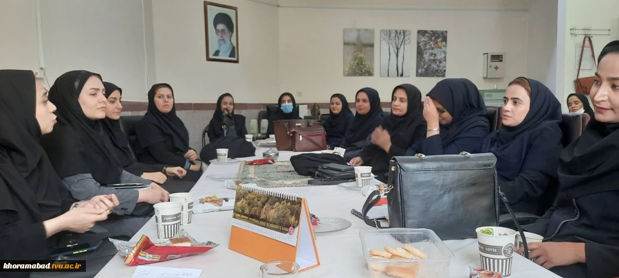 جلسه هم اندیشی گروه کامپیوتر 4