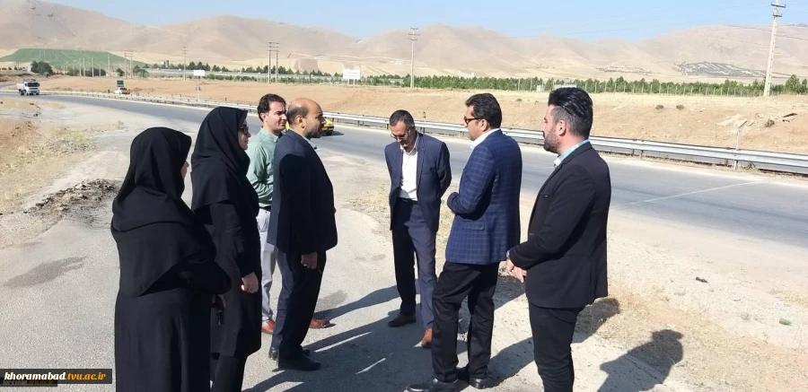 بازدید معاون راهداری و حمل و نقل جاده ای استان از دانشکده فنی و حرفه ای دختران خرم آباد 3