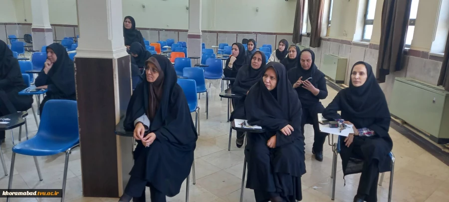 جلسه آشنایی با مواد مخدرو راهکارعای مقابله با آن 4