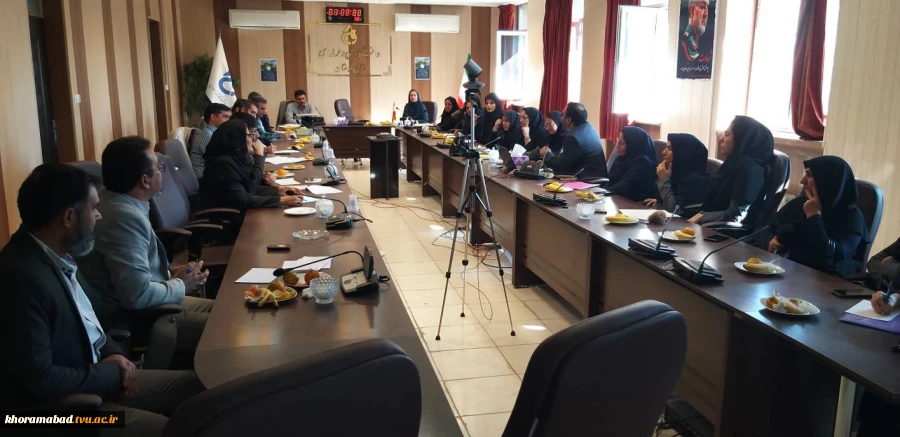 بازدید گروه نظارتی سازمان مرکزی از دانشگاه فنی و حرفه ای استان لرستان 3