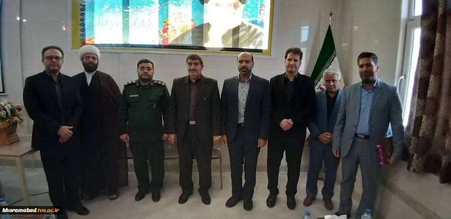 مراسم تودیع و معارفه روسای سابق و جدید آموزشکده فنی و حرفه ای دورود برگزار گردید 2
