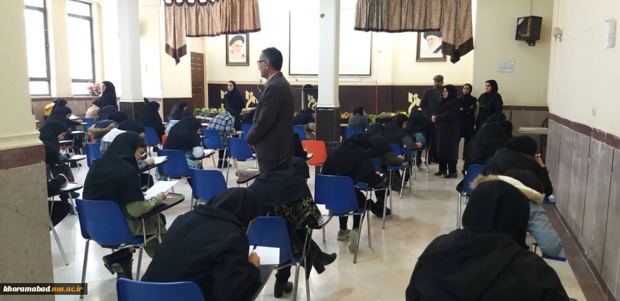 بازدید ریاست محترم استانی، مدیر کل حراست و رئیس دانشکده از حوزه امتحانات  پایان ترم نیمسال اول سالتحصیلی 1403-1402 دانشجویان 
 2