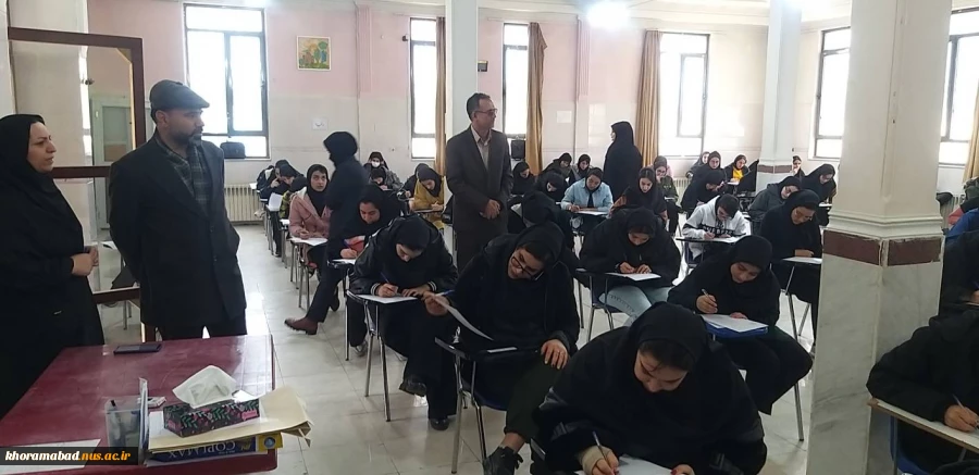 بازدید ریاست محترم استانی، مدیر کل حراست و رئیس دانشکده از حوزه امتحانات  پایان ترم نیمسال اول سالتحصیلی 1403-1402 دانشجویان 
 2