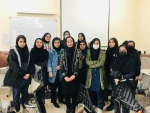 بازدید مسئولین و هنرآموزان رشته های: گرافیک، کامپیوتر و طراحی دوخت هنرستان حدیث شهرستان خرم آباد از دانشکده فنی و حرفه ای دختران خرم آباد 4