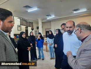 بازدید مدیر کل دفتر ارتباط با صنعت دانشگاه فنی و حرفه ای از نمایشگاه دستاوردهای گروه گرافیک دانشکده فنی و حرفه ای دختران خرم آباد 3