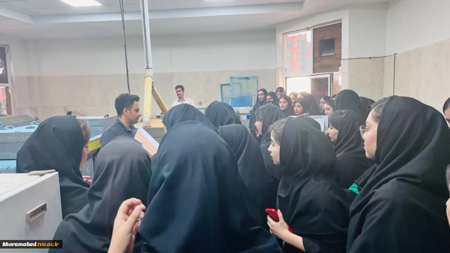 بازدید علمی دانشجویان گروه برق و کامپیوتر 5