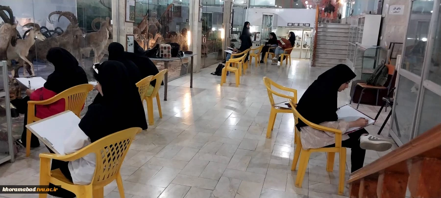 بازدید علمی دانشجویان رشته فتوگرافیک از موزه حیات وحش آموزش و پرورش 4