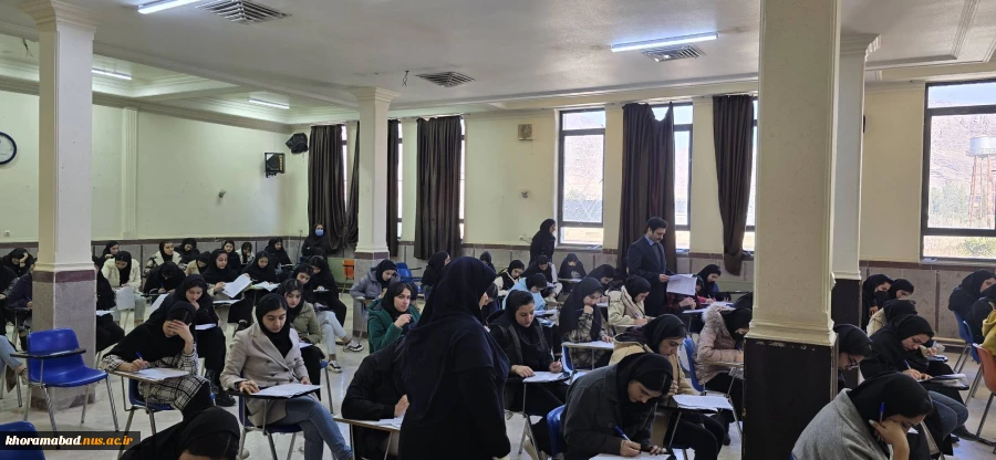 بازدید سرپرست دانشگاه ملی مهارت استان لرستان از حوزه امتحانی آموزشکده ملی مهارت دختران خرم آباد 2