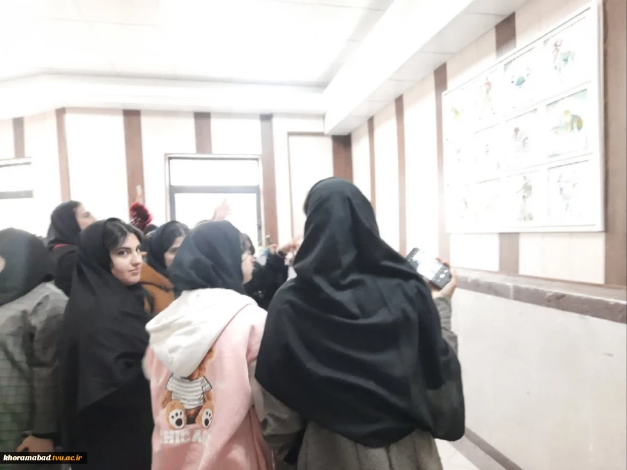 بازدید هنرستان های فنی و حرفه ای و کار و دانش شهرستان نورآباد از دانشکده ملی مهارت دختران خرم آباد 7