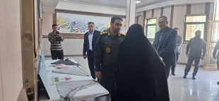 بازدید سرهنگ کریمی از نمایشگاه عکس و یادواره دفاع مقدس 3