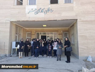 بازدید دانش آموزان هنرستان حدیث از دانشکده ملی مهارت دختران خرم آباد 4