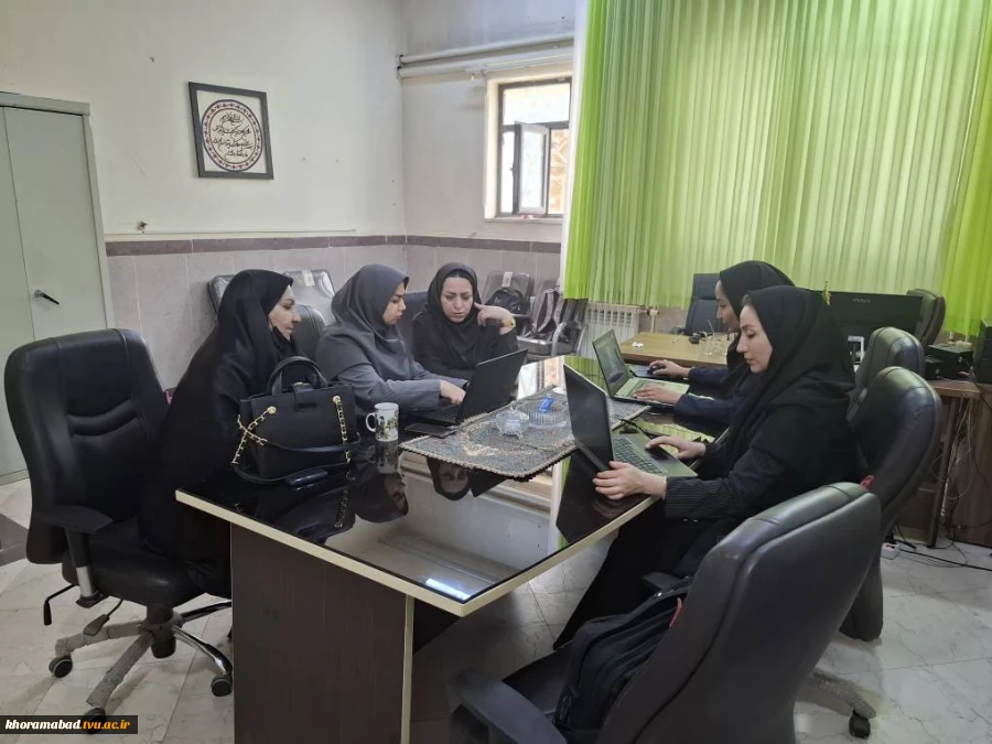 برگزاری جلسه بررسی مدارک اساتید سر آمد آموزشی 3