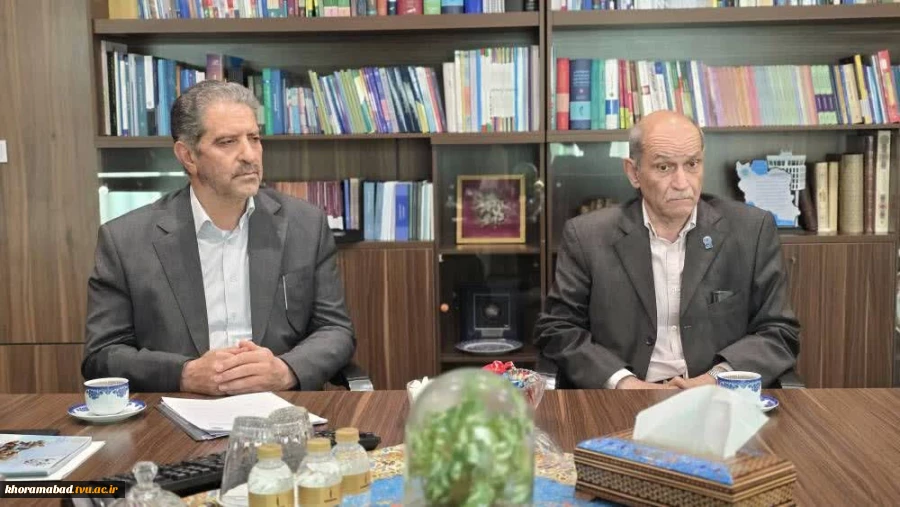 به منظور پیگیری نامه رؤسای سه دانشگاه پهنه گستر کشور، با موضوع افزایش حقوق کارمندان دانشگاه‌ها صورت گرفت 3