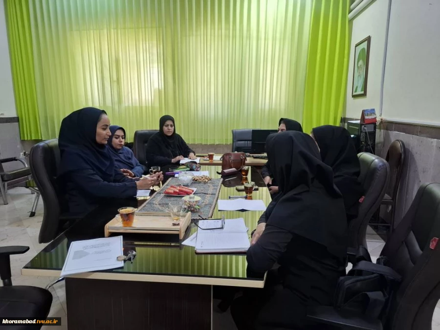 برگزاری جلسه شورای آموزشی  5